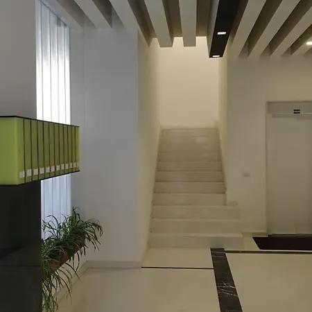 Central Modern Apartment Bari Exterior foto